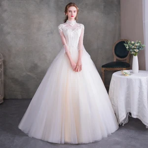 Vintage Originale Ivoire Transparentes Robe De Mariée 2018 Robe Boule Col Haut 3 4 Manches Dos Nu Appliques Fleur Perlage Perle Volants Tribunal Train
