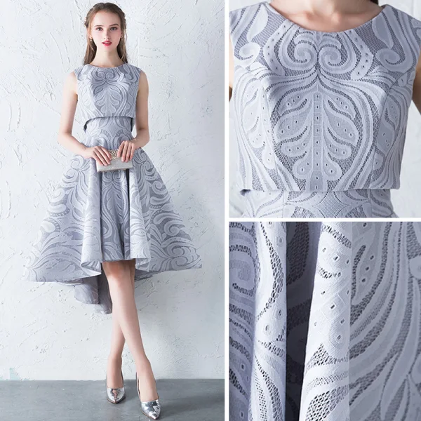 2 Bit Hall Formella Klänningar 2017 Studentklänningar Silver Prinsessa Asymmetrisk Cascading Volanger Urringning Ärmlös Halterneck Spets Appliqués
