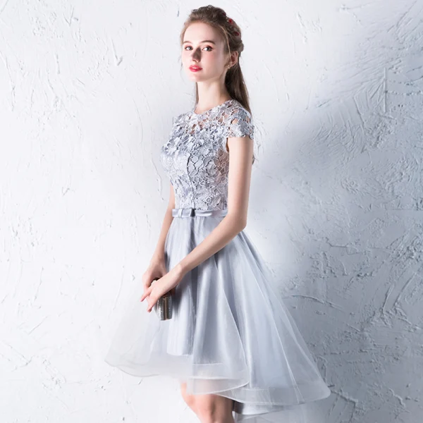 Abordable Salle Robe De Ceremonie 2017 Robe De Graduation Asymétrique Princesse Noeud Ceinture Volants en Cascade Encolure Dégagée Manches Courtes En Dentelle Appliques