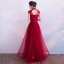 Style Chinois Salle Robe De Ceremonie 2017 Robe De Fete Bordeaux Princesse Asymétrique Col Haut Manches Courtes Dos Nu En Dentelle Appliques Perle Paillettes