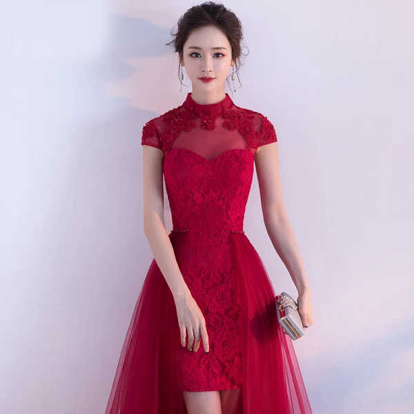 Style Chinois Salle Robe De Ceremonie 2017 Robe De Fete Bordeaux Princesse Asymétrique Col Haut Manches Courtes Dos Nu En Dentelle Appliques Perle Paillettes