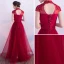 Style Chinois Salle Robe De Ceremonie 2017 Robe De Fete Bordeaux Princesse Asymétrique Col Haut Manches Courtes Dos Nu En Dentelle Appliques Perle Paillettes