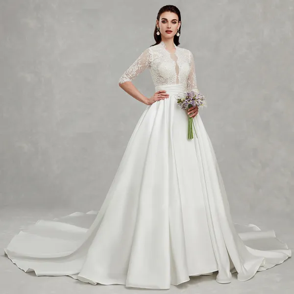 Amazing / Unique Best Ivory Plus Size Wedding Dresses 2020 A-Line / Princess Deep V-Neck 1/2 Sleeves Appliques Backless Beading Sequins Chapel Train Wedding