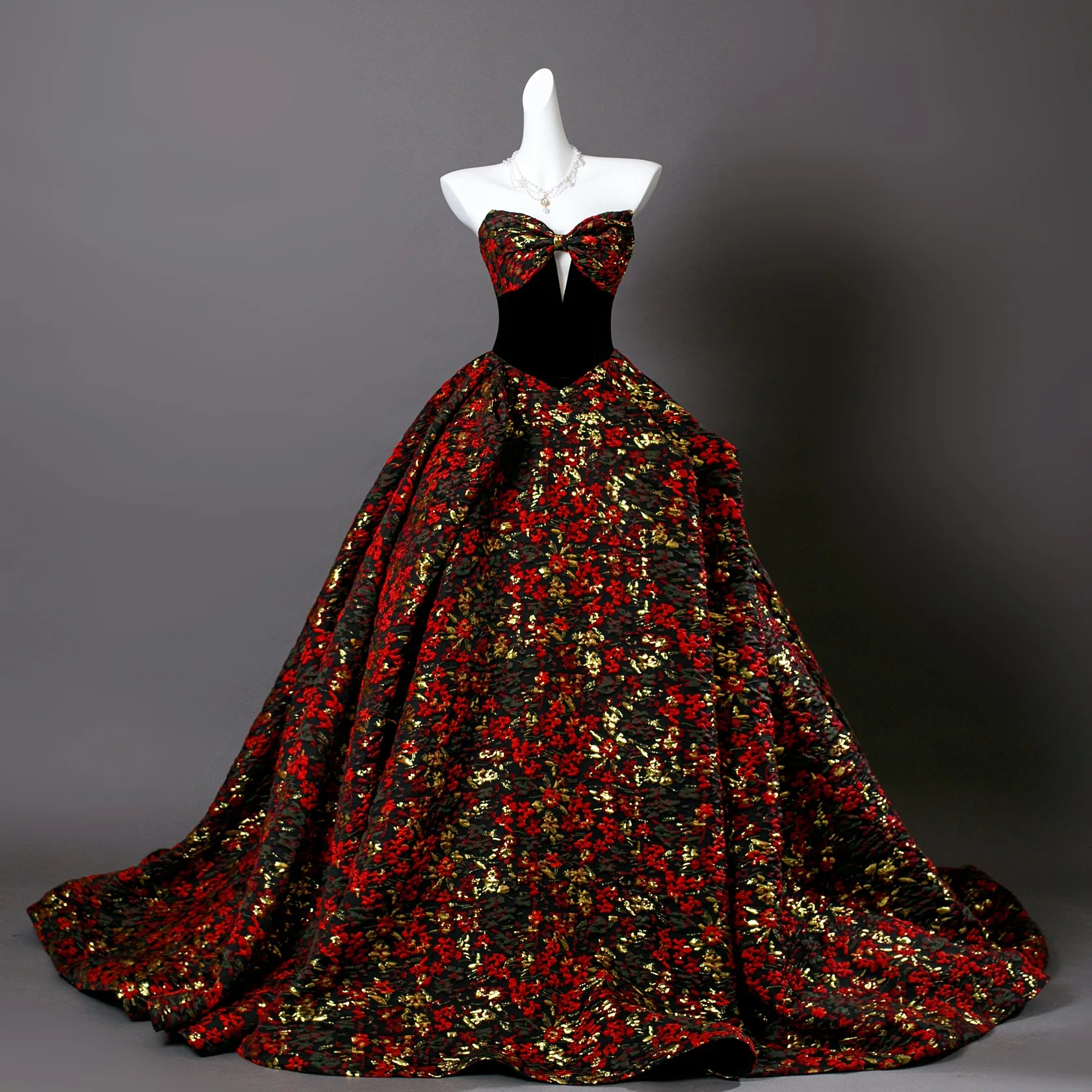 Fancy Burgundy Floral Prom Dresses 2025 Ball Gown Strapless Sleeveless ...