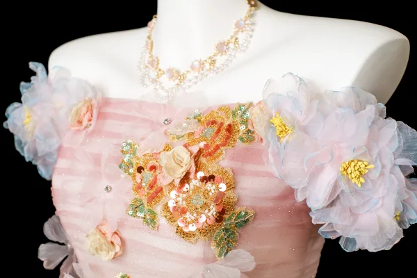 Blumenfee Rosa Perlenstickerei Pailletten Applikationen Ballkleider 2025 Ballkleid Off Shoulder Kurze Ärmel Rückenfreies Lange Festliche Kleider