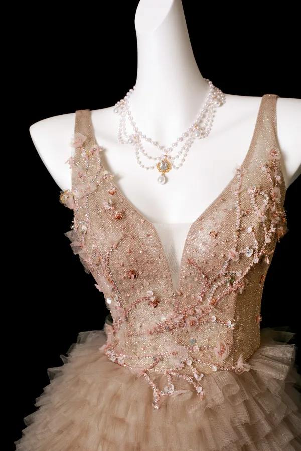 Charming Khaki Beading Sequins Cascading Ruffles Prom Dresses 2025 A-Line / Princess V-Neck Sleeveless Backless Sweep Train Formal Dresses