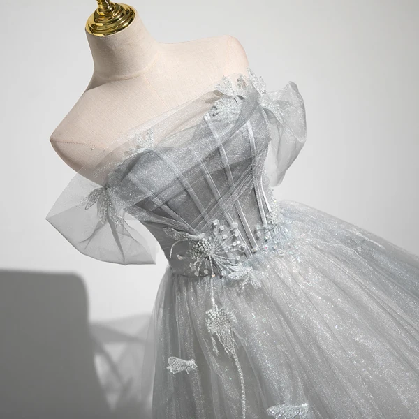 Charmant Gris Perlage Paillettes En Dentelle Fleur Robe De Bal 2023 Robe Boule De l'épaule Manches Courtes Dos Nu Longue Promo Robe De Ceremonie