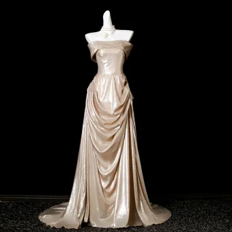 Charming Champagne Split Front Prom Dresses 2025 Trumpet Mermaid Strapless Sleeveless Backless Sweep Train Formal Dresses