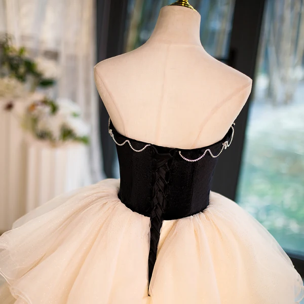 Charmant Champagner Strass Fallende Rüsche Ballkleider 2023 Ballkleid Ärmellos Bandeau Rückenfreies Lange Festliche Kleider