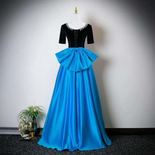 Vintage / Originale Océan Bleu Perle Faux Diamant Satin Robe De Bal 2025 Princesse Encolure Dégagée Manches Courtes Noeud Dos Nu Longue Robe De Ceremonie