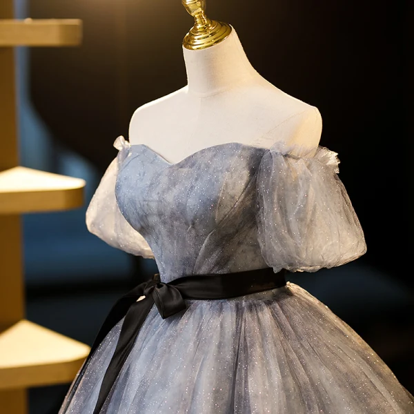 Elegant Grey Ink Painting Glitter Prom Dresses 2023 Ball Gown Off-The-Shoulder Short Sleeve Backless Bow Sash Floor-Length / Long Formal Dresses