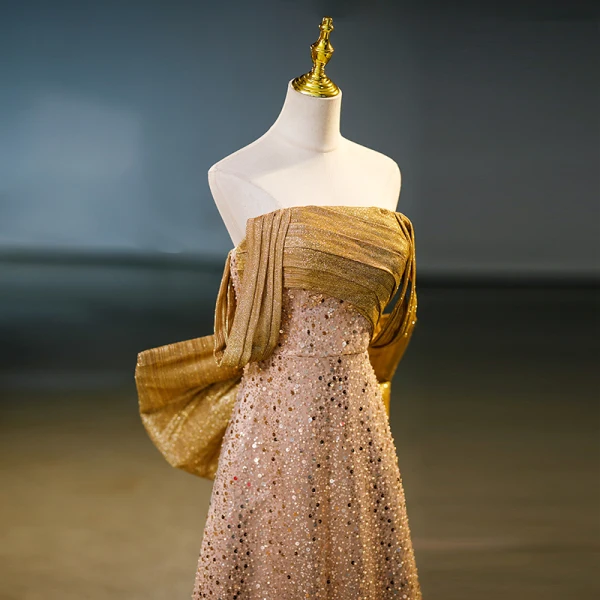 Scintillantes Sexy Doré Paillettes Robe De Bal Princesse 2023 Sans Manches Bustier Dos Nu Noeud Train De Balayage Promo Robe De Ceremonie
