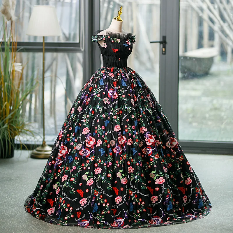 green emerald velvet dress Embroidered prom women dress black – MyBabyByMerry main image 1