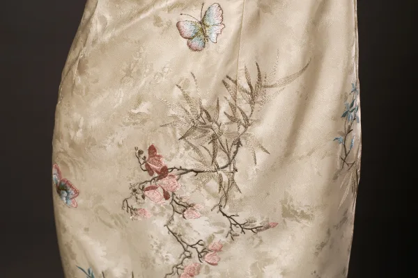 Vintage Chiński Styl Beżowe Z Koronki Motyl Kwiat Podział Przodu Bal Cheongsam 2025 Syrena / Rozkloszowane Wysokiej Szyi Bez Rękawów Długość Herbaty