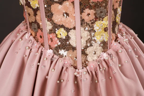 Elegante Pink Perlenstickerei Pailletten Blumen Ballkleider 2025 Ballkleid Off Shoulder Kurze Ärmel Rückenfreies Lange Festliche Kleider