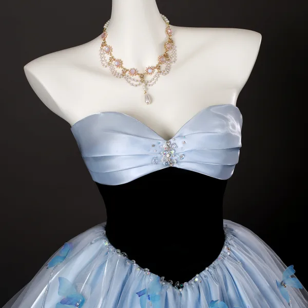 Elegant Himmelen Blå Sommerfugl Appliques Beading Ballkjoler 2025 Ballkjole Kjæreste Uten Ermer Ryggløse Lange Formelle Kjoler