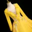 Vintage / Retro Yellow Beading Appliques Prom Dresses 2025 Ball Gown V-Neck Long Sleeve Backless Floor-Length / Long Formal Dresses