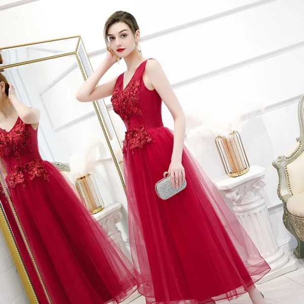 Chic / Belle Rouge Robe De Soirée 2020 Princesse V-Cou Sans Manches Appliques En Dentelle Fleur Perlage Perle Longueur Cheville Volants Dos Nu Robe De Ceremonie
