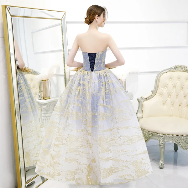 Élégant Océan Bleu Dégradé De Couleur Blanche Robe De Bal 2020 Robe Boule Bustier Sans Manches Glitter Tulle Longue Volants Dos Nu Robe De Ceremonie