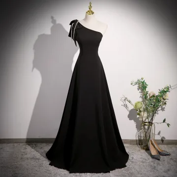 Chic Belle Noire Perle Gland Satin Robe De Bal 2023 Princesse Une Épaule Noeud Manches Courtes Dos Nu Longue Robe De Ceremonie