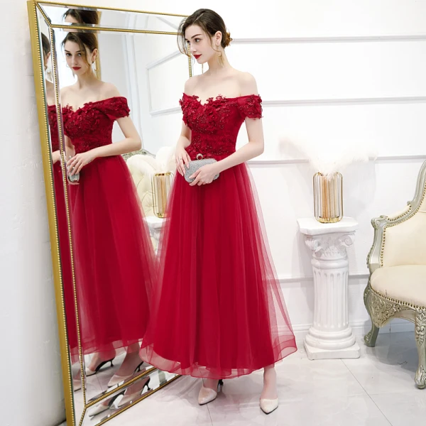 Schöne Rot Abendkleider 2020 A Linie Off Shoulder Kurze Ärmel Applikationen Blumen Perlenstickerei Knöchellänge Rüschen Rückenfreies Festliche Kleider
