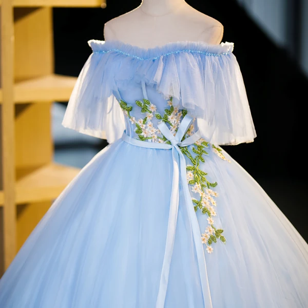 Elegant Sky Blue Beading Lace Flower Prom Dresses 2023 Ball Gown Ruffle Off-The-Shoulder Short Sleeve Backless Bow Sash Floor-Length / Long Prom