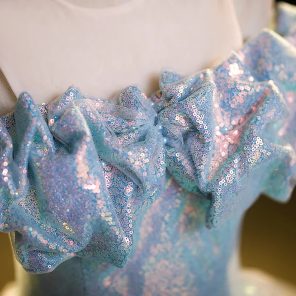 Sparkly Sky Blue Sequins Prom Dresses 2023 Ball Gown Scoop Neck Short Sleeve Backless Floor-Length / Long Prom Formal Dresses