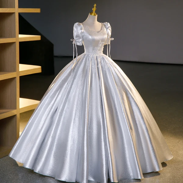 Fashion Silver Beading Sequins Glitter Prom Dresses 2023 Ball Gown Satin Square Neckline Short Sleeve Backless Floor-Length / Long Prom Formal Dresses
