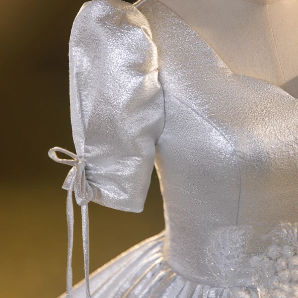 Fashion Silver Beading Sequins Glitter Prom Dresses 2023 Ball Gown Satin Square Neckline Short Sleeve Backless Floor-Length / Long Prom Formal Dresses