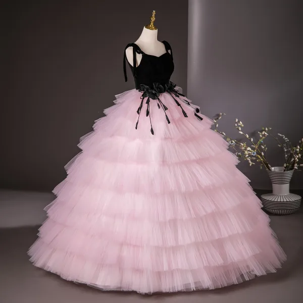 Fashion Blushing Pink Cascading Ruffles Prom Dresses 2024 Ball Gown Spaghetti Straps Sleeveless Backless Floor-Length / Long Prom Formal Dresses