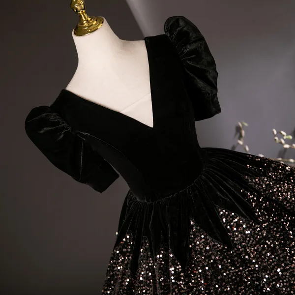 Vintage / Retro Black Sequins Prom Dresses 2024 Ball Gown V-Neck Short Sleeve Backless Floor-Length / Long Tulle Prom Formal Dresses