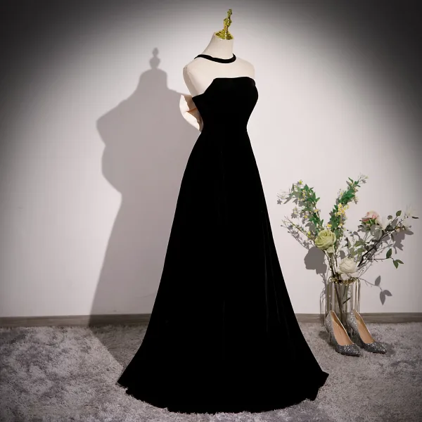 Fashion Black Velvet Prom Dresses 2023 A-Line / Princess Halter Sleeveless Backless Bow Floor-Length / Long Formal Dresses