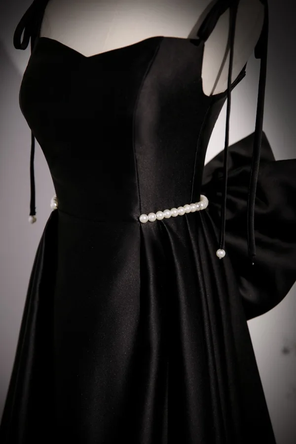 Fashion Black Pearl Satin Prom Dresses 2023 A-Line / Princess Spaghetti Straps Sleeveless Backless Bow Floor-Length / Long Formal Dresses