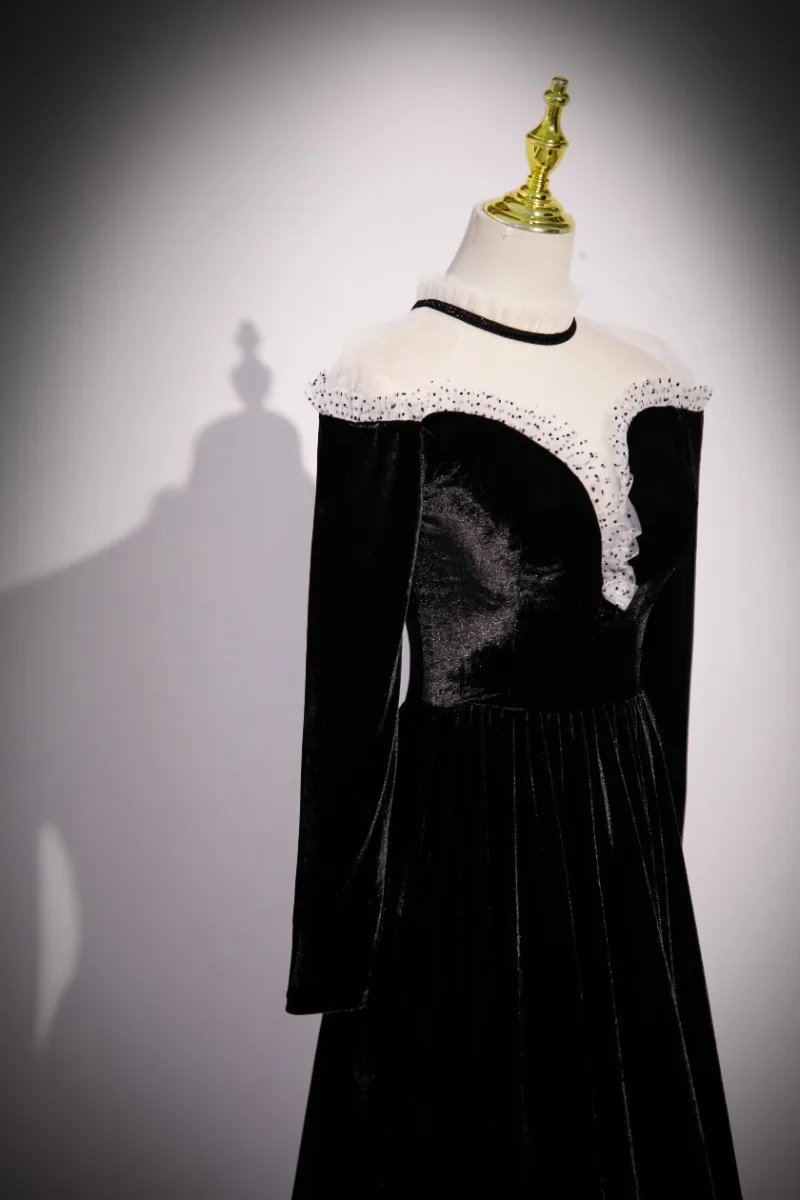 white christmas dresses Loretta Caponi Accademia Black Velvet Bell Sleeve Catherine Maxi Dress Accademia / Xs main image 1