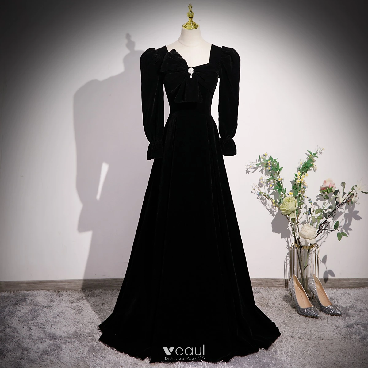Vintage / Retro Black Pearl Rhinestone Velvet Prom Dresses 2023 A-Line /  Princess Scoop Neck Long Sleeve Backless Floor-Length / Long Formal Dresses