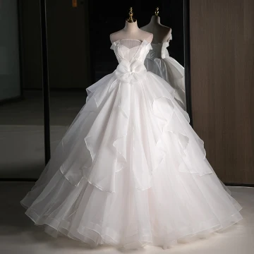 Moderne Mode Blanche Volants En Cascade Robe De Mariée 2023 Robe Boule Bustier Noeud Sans Manches Dos Nu Longue Mariage