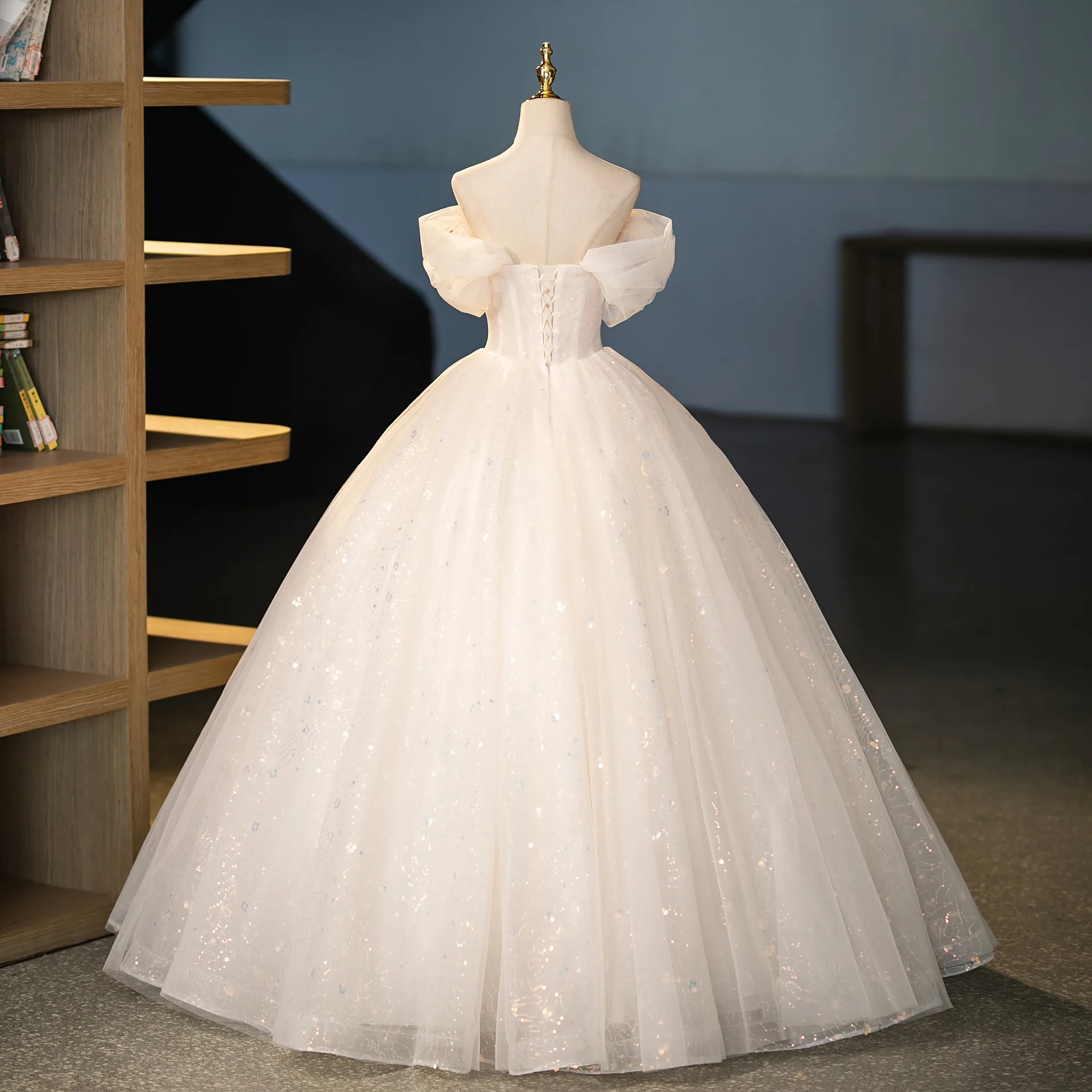 Fashion Ivory Beading Sequins Appliques Prom Dresses 2025 Ball Gown Off The  Shoulder Short Sleeve Backless Floor Length Long Prom Formal Dresses