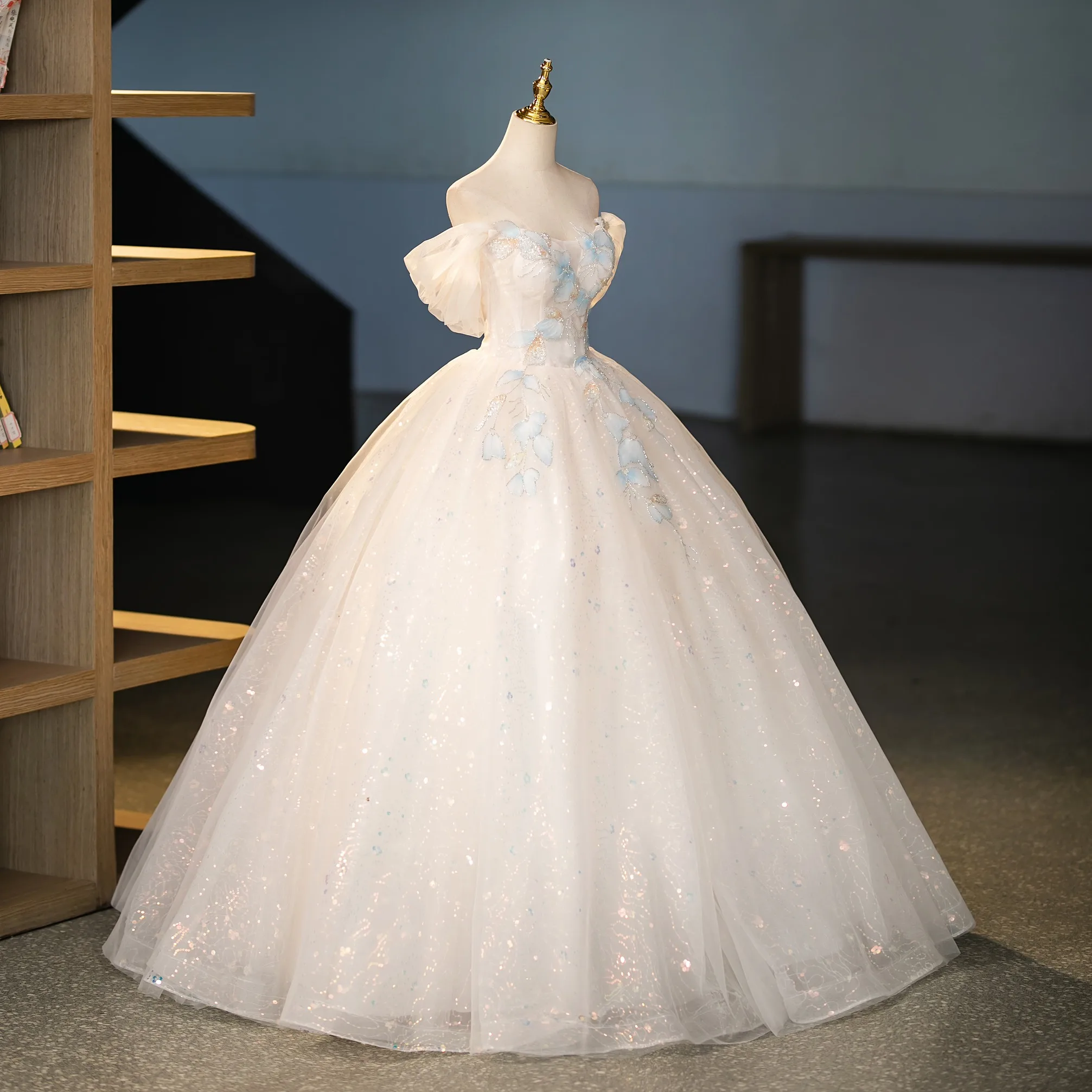 Fashion Ivory Beading Sequins Appliques Prom Dresses 2025 Ball Gown Off The  Shoulder Short Sleeve Backless Floor Length Long Prom Formal Dresses