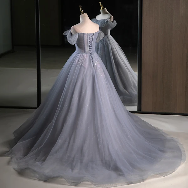 Charmant Grau Perlenstickerei Pailletten Ballkleider 2023 Ballkleid Bandeau Ärmellos Rückenfreies Lange Festliche Kleider