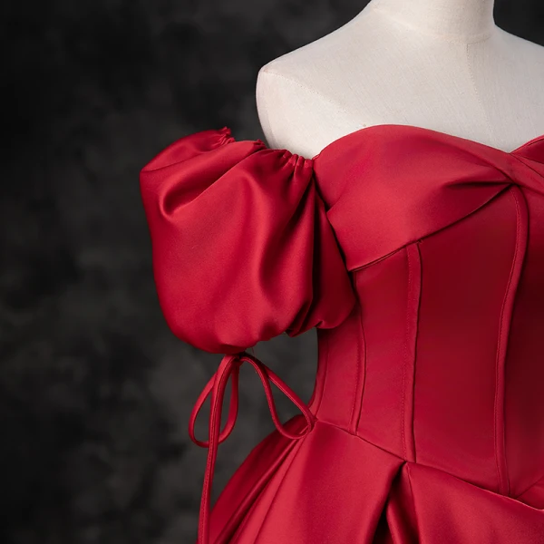Elegante Burgunderrot Satin Ballkleider 2023 Ballkleid Off Shoulder Geschwollenes Kurze Ärmel Rückenfreies Lange Ball Festliche Kleider