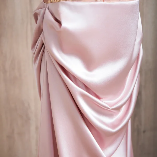 Sexy Blozen Roze Satijn Galajurken 2024 Trompet / Zeemeermin Strapless Mouwloos Ruglooze Sweep Trein Gala Gelegenheid Jurken