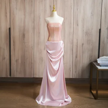 Sexy Rougissant Rose Satin Robe De Bal 2024 Trompette Sirène Bustier Sans Manches Dos Nu Train De Balayage Promo Robe De Ceremonie