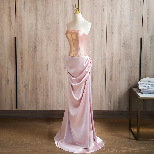 Sexy Blozen Roze Satijn Galajurken 2024 Trompet / Zeemeermin Strapless Mouwloos Ruglooze Sweep Trein Gala Gelegenheid Jurken