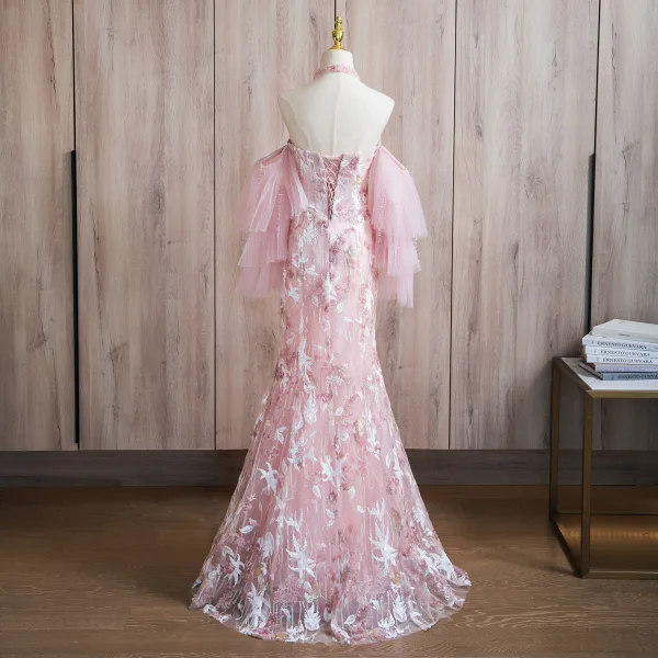 Charming Blushing Pink Pearl Sequins Lace Flower Prom Dresses 2024 Trumpet / Mermaid Halter Short Sleeve Backless Floor-Length / Long Prom Formal Dresses