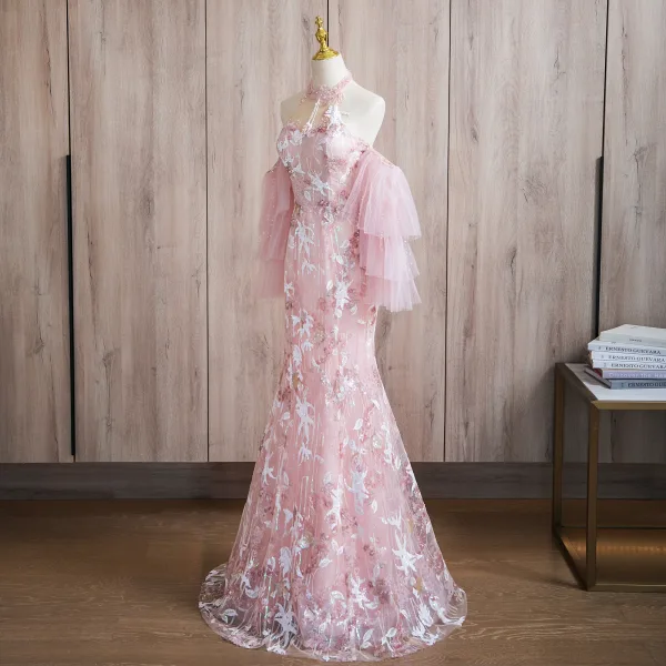 Charming Blushing Pink Pearl Sequins Lace Flower Prom Dresses 2024 Trumpet / Mermaid Halter Short Sleeve Backless Floor-Length / Long Prom Formal Dresses