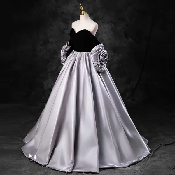 Elegant Black Prom Dresses 2023 Ball Gown Strapless Short Sleeve Backless Floor-Length / Long Prom Formal Dresses