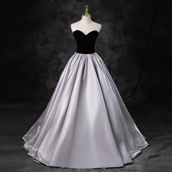 Elegant Black Prom Dresses 2023 Ball Gown Strapless Short Sleeve Backless Floor-Length / Long Prom Formal Dresses