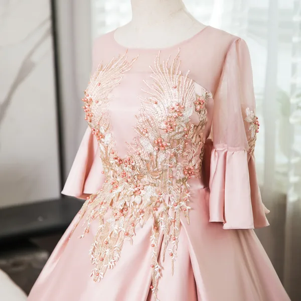 Elegant Blushing Pink Pearl Lace Flower Prom Dresses 2024 Satin Ball Gown Scoop Neck Bell sleeves Backless Floor-Length / Long Prom Formal Dresses