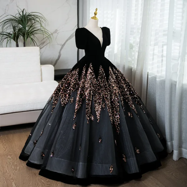 Elegant Black Sequins Prom Dresses 2024 Ball Gown V-Neck Short Sleeve Backless Floor-Length / Long Prom Formal Dresses