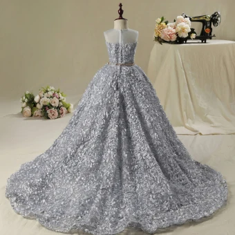Chic Beautiful Church Wedding Party Dresses 2017 Flower Girl Dresses Silver Ball Gown Asymmetrical Scoop Neck Sleeveless Rhinestone Metal Sash Appliques Flower